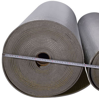 Matériau d'isolation murale pour plancher en feuille d'aluminium à double face en rouleau de mousse XPE imperméable à l'eau