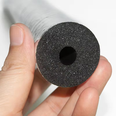 Résistance à la chaleur Mousse de caoutchouc NBR à haute densité Matériau de caoutchouc nitrile à cellule fermée