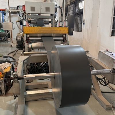 Ligne de production de machines d'extrusion par mousse croisée pour rouleau de feuille de mousse IXPE XLPE