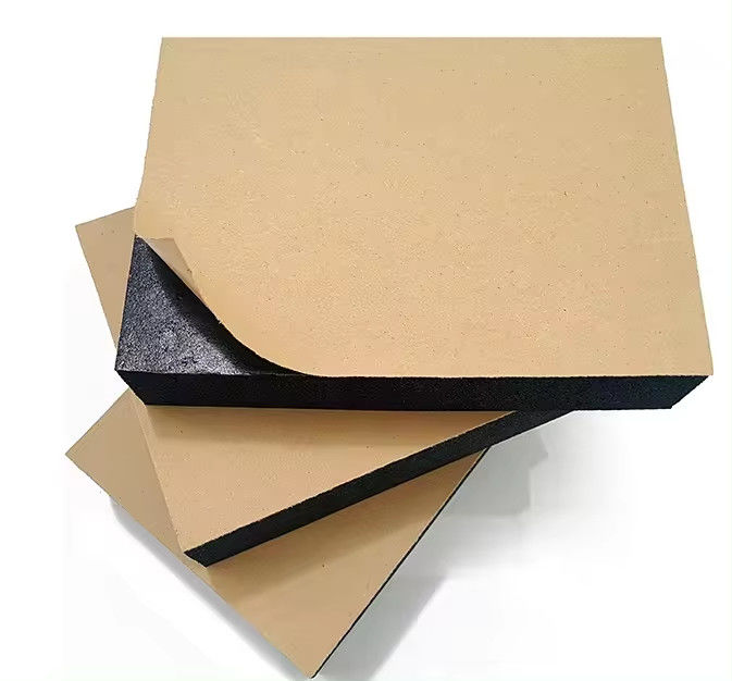 Auto-adhésif étanche flexible EPDM Sponge Sceau en caoutchouc pour l'automobile