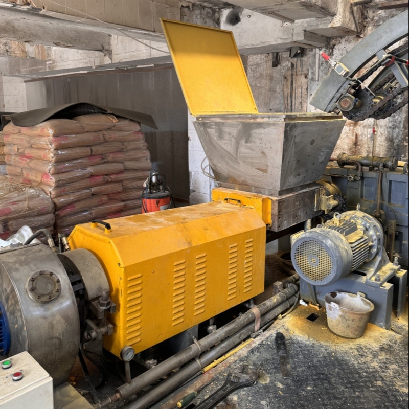 Machine de granulation par refroidissement à l'air pour la ligne de production de granulation par extrudeuse